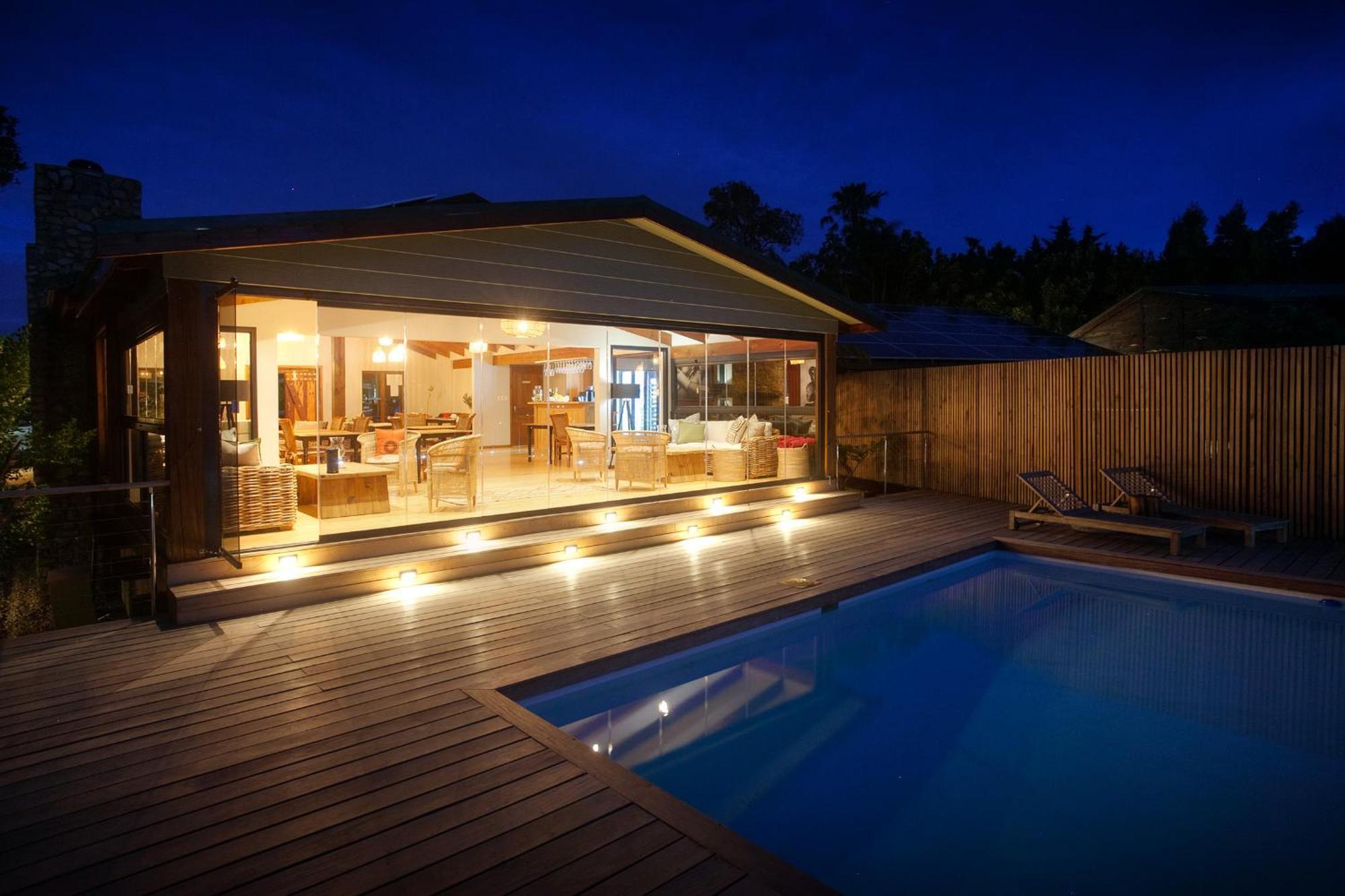 Elephant Hide Of Knysna Guest Lodge מראה חיצוני תמונה
